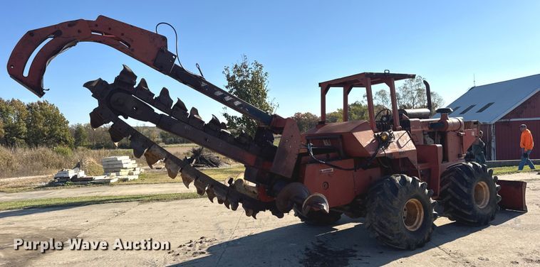 image for item EN0685 Ditch Witch R100 trencher