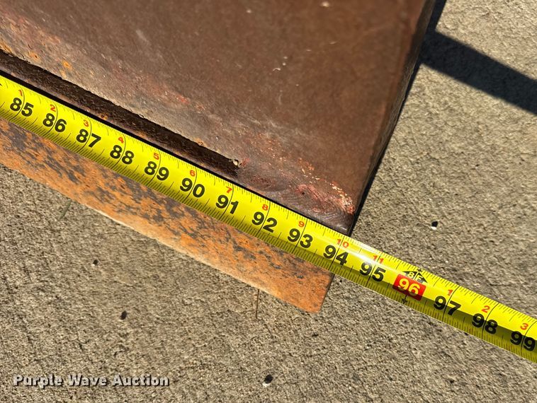 image for item EN0685 Ditch Witch R100 trencher