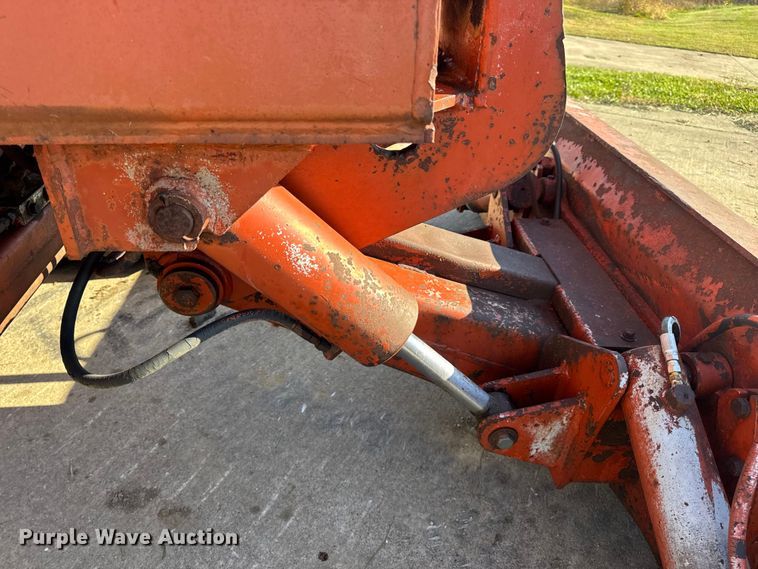 image for item EN0685 Ditch Witch R100 trencher