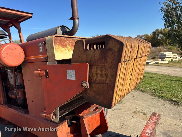 image for item EN0685 Ditch Witch R100 trencher