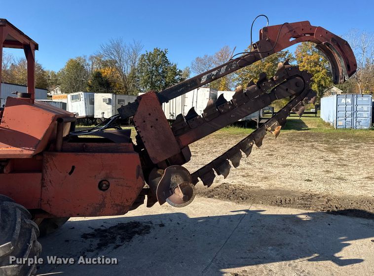 image for item EN0685 Ditch Witch R100 trencher