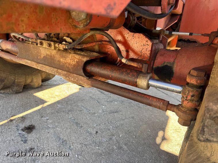 image for item EN0685 Ditch Witch R100 trencher