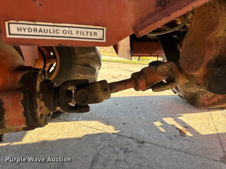 image for item EN0685 Ditch Witch R100 trencher