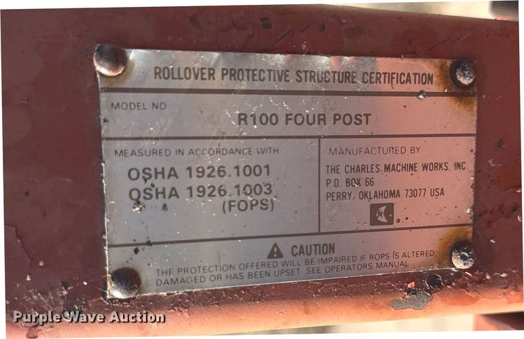 image for item EN0685 Ditch Witch R100 trencher