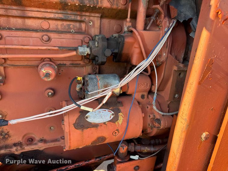 image for item EN0685 Ditch Witch R100 trencher