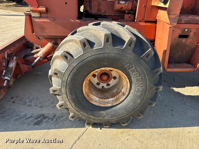 image for item EN0685 Ditch Witch R100 trencher