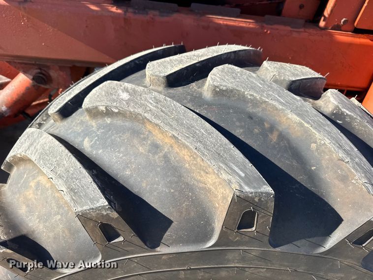 image for item EN0685 Ditch Witch R100 trencher