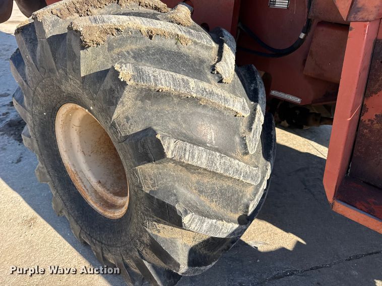 image for item EN0685 Ditch Witch R100 trencher