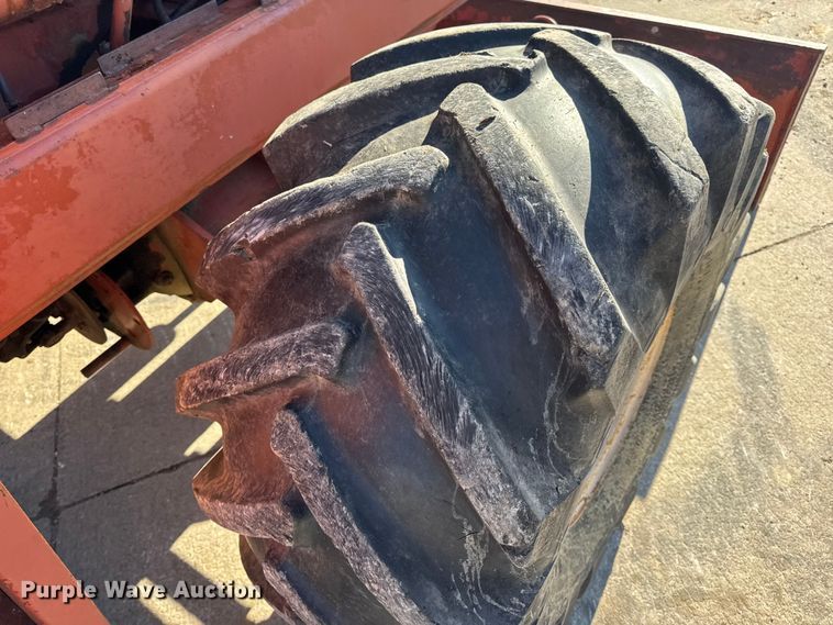 image for item EN0685 Ditch Witch R100 trencher