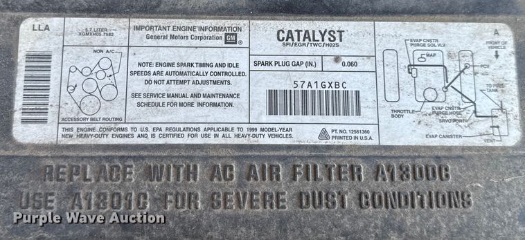 image for item EN0687 1999 Chevrolet C2500 utility bed pickup truck