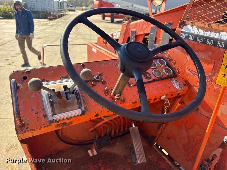 image for item EN0688 Lull 844TT34 Highlander telehandler