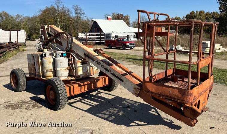 image for item EN0689 JLG 45HA boom lift