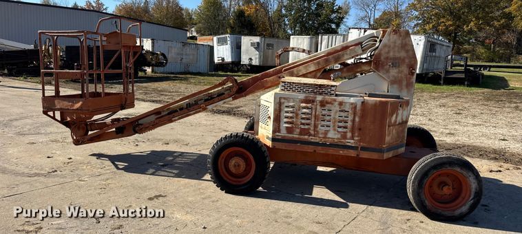 image for item EN0689 JLG 45HA boom lift