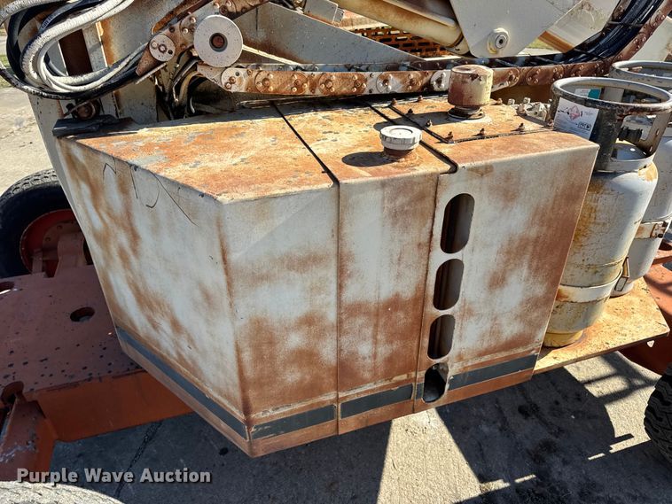 image for item EN0689 JLG 45HA boom lift