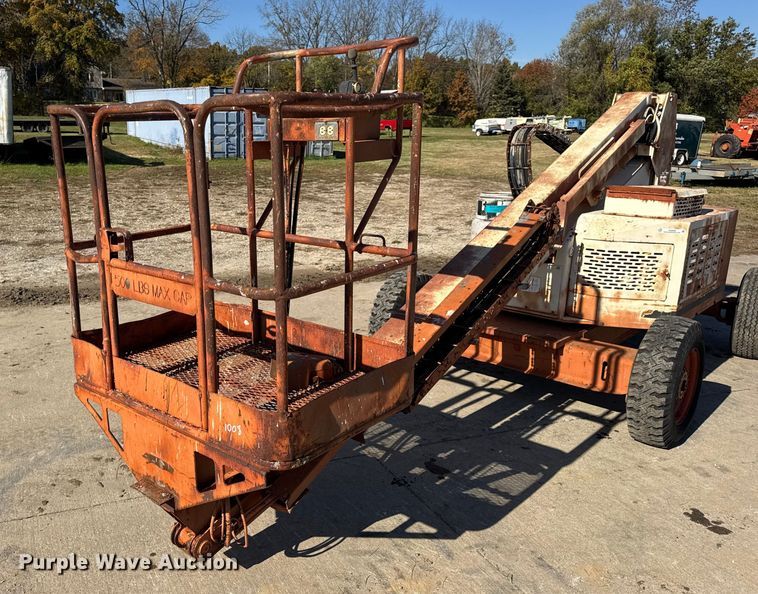 image for item EN0689 JLG 45HA boom lift
