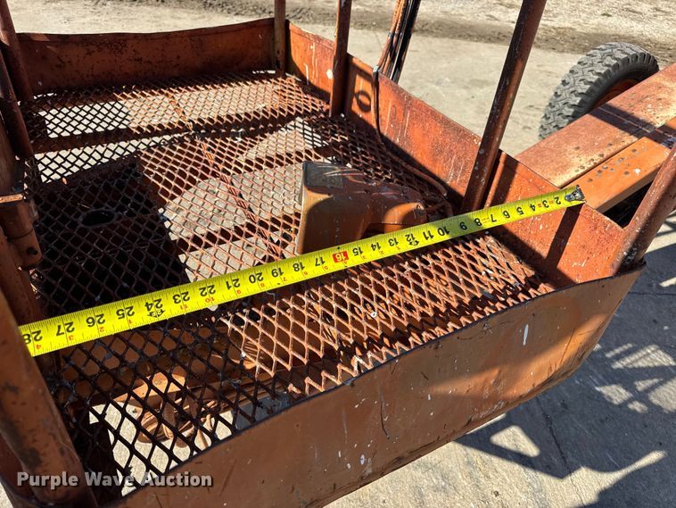 image for item EN0689 JLG 45HA boom lift