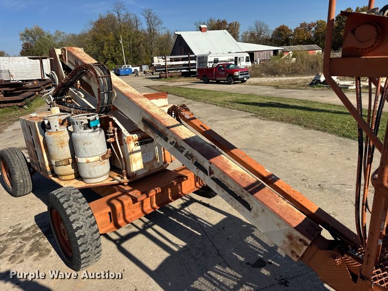 image for item EN0689 JLG 45HA boom lift