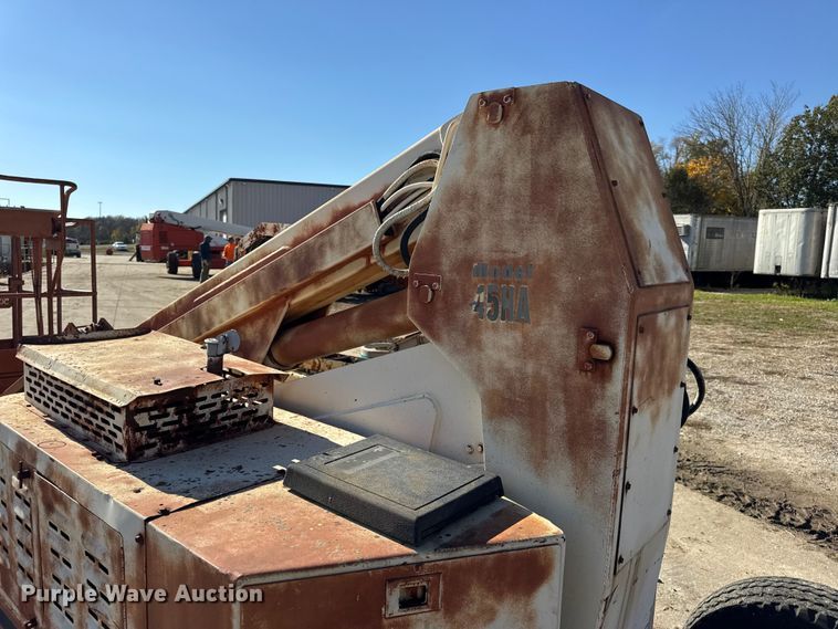 image for item EN0689 JLG 45HA boom lift