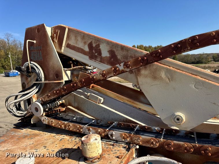 image for item EN0689 JLG 45HA boom lift