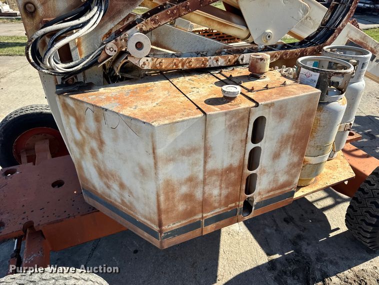 image for item EN0689 JLG 45HA boom lift