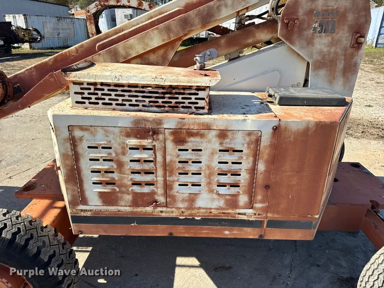 image for item EN0689 JLG 45HA boom lift