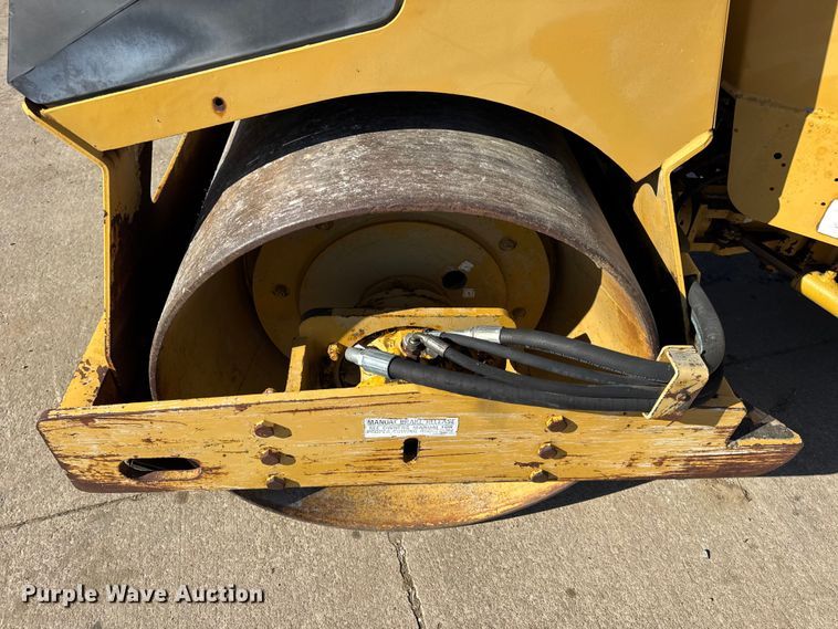 image for item EN0691 Beuthling B400 double drum vibratory roller