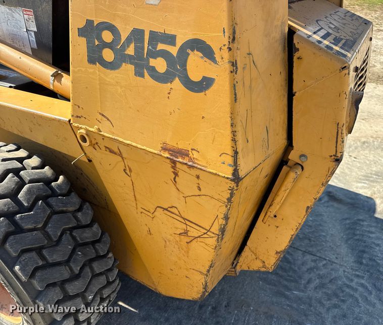 image for item EN0693 1996 Case 1845C skid steer loader