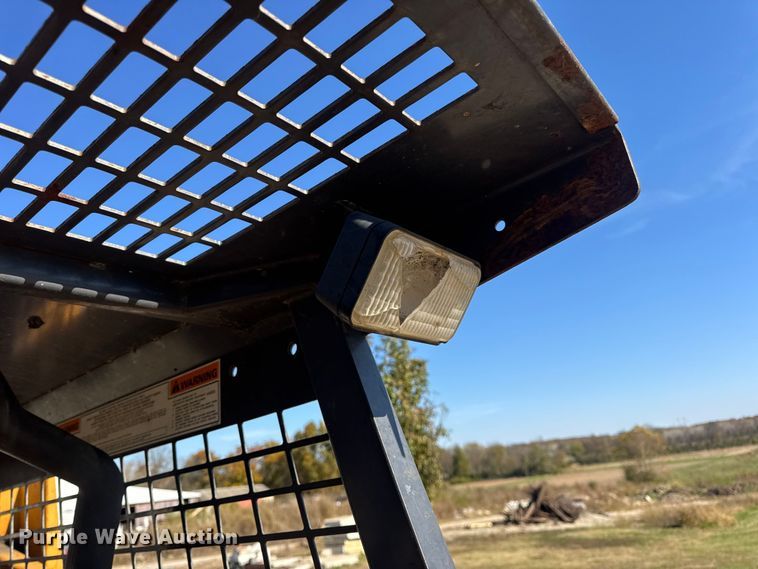 image for item EN0693 1996 Case 1845C skid steer loader