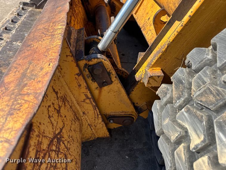 image for item EN0693 1996 Case 1845C skid steer loader