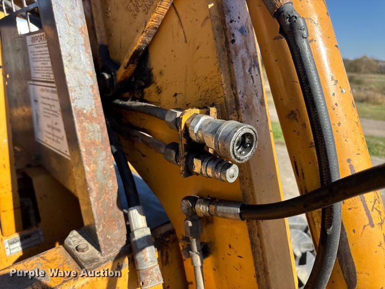 image for item EN0693 1996 Case 1845C skid steer loader