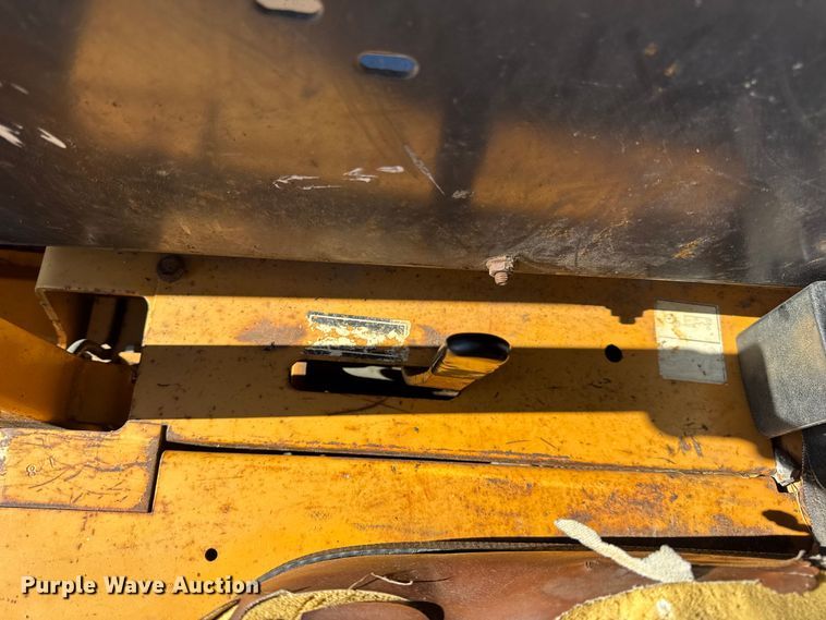 image for item EN0693 1996 Case 1845C skid steer loader