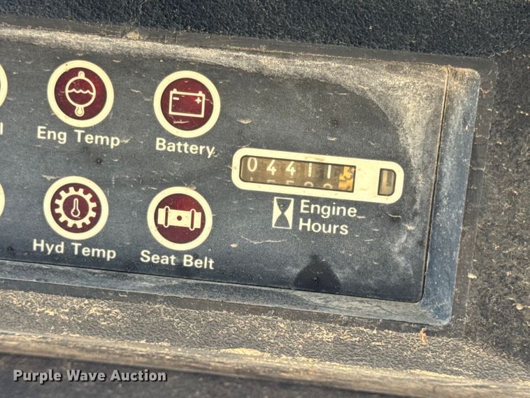 image for item EN0693 1996 Case 1845C skid steer loader