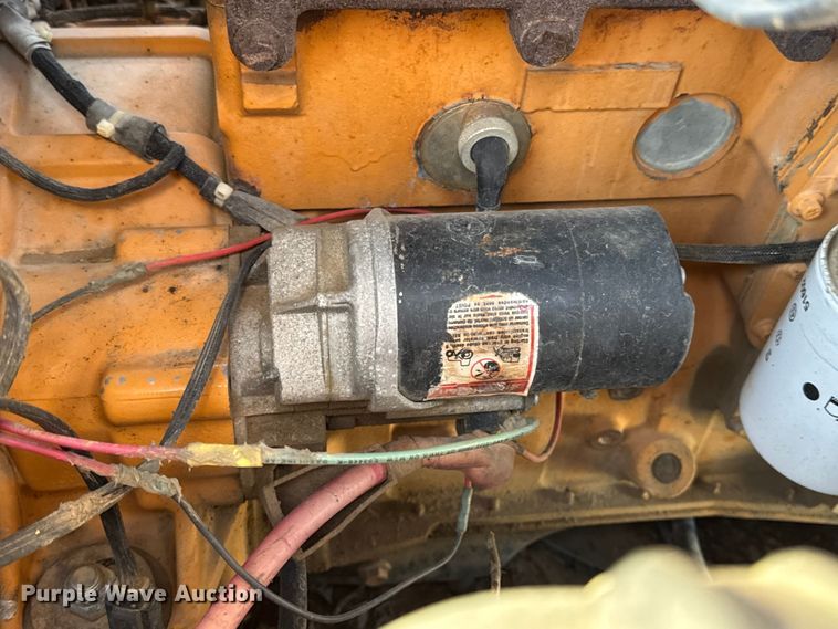 image for item EN0693 1996 Case 1845C skid steer loader