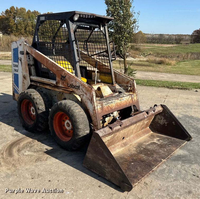 image for item EN0694 1984 Bobcat 743 skid steer loader