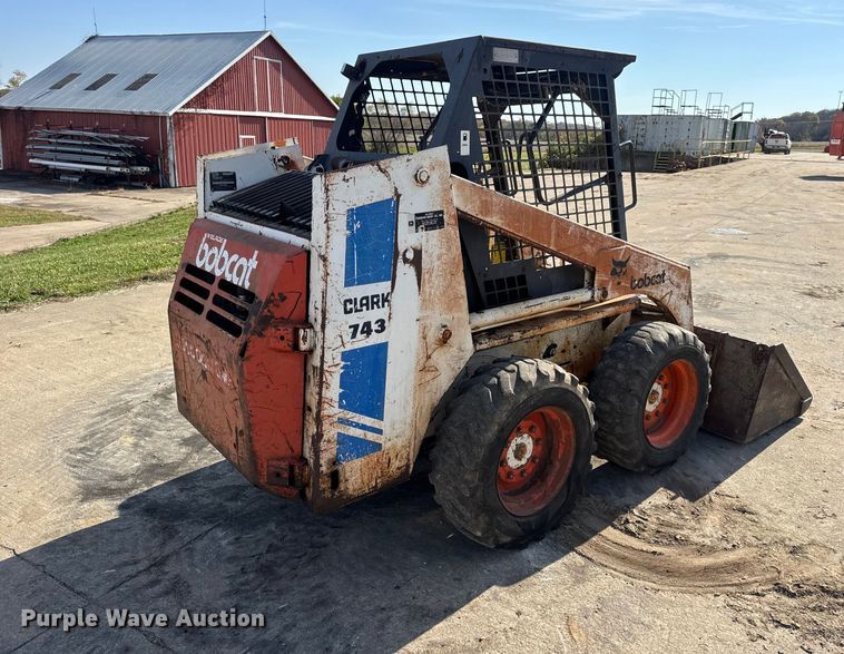 image for item EN0694 1984 Bobcat 743 skid steer loader