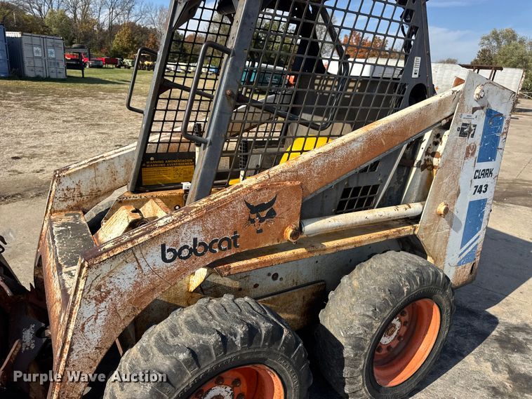 image for item EN0694 1984 Bobcat 743 skid steer loader