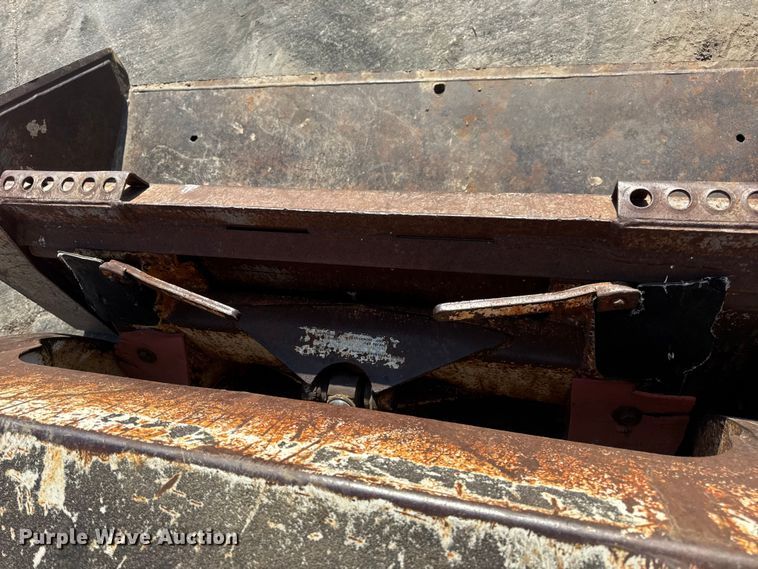 image for item EN0694 1984 Bobcat 743 skid steer loader