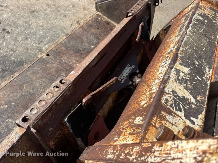 image for item EN0694 1984 Bobcat 743 skid steer loader