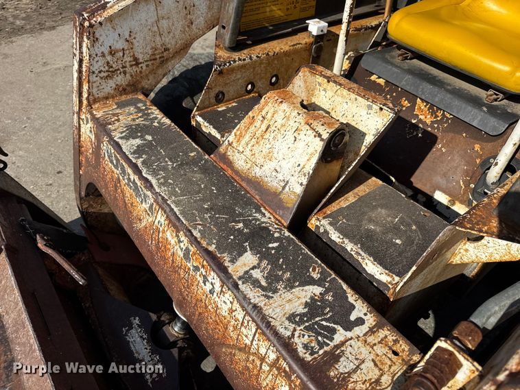 image for item EN0694 1984 Bobcat 743 skid steer loader