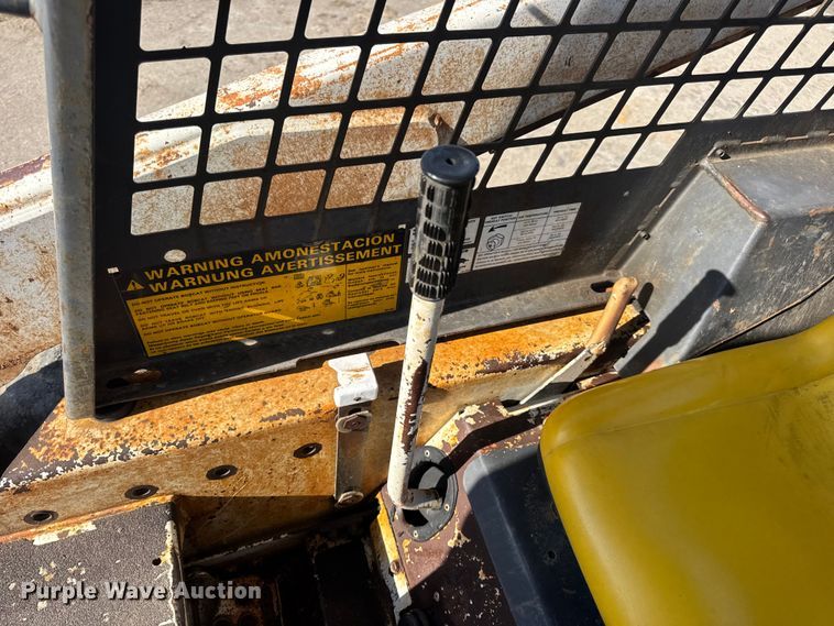 image for item EN0694 1984 Bobcat 743 skid steer loader