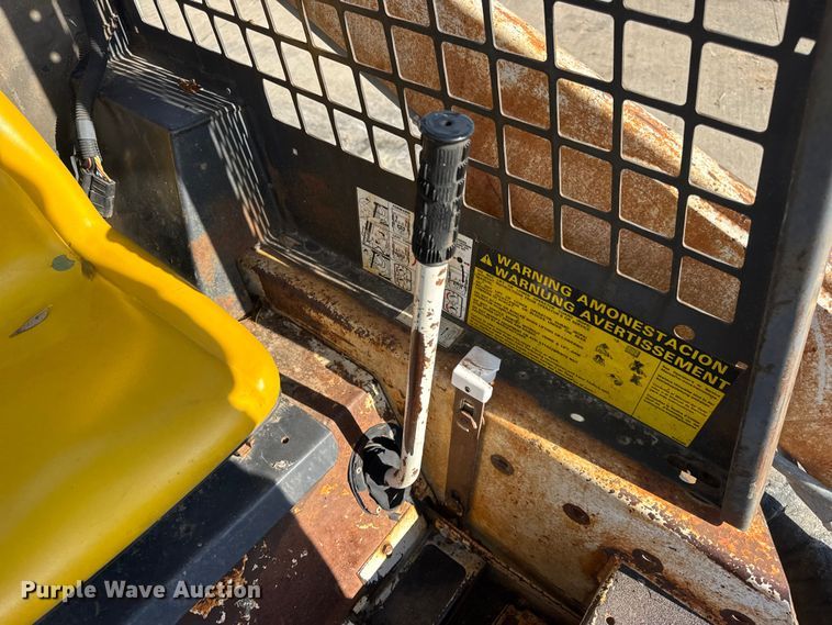 image for item EN0694 1984 Bobcat 743 skid steer loader