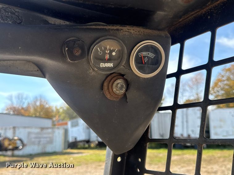 image for item EN0694 1984 Bobcat 743 skid steer loader