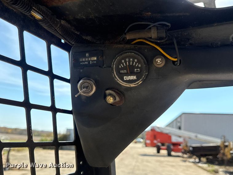 image for item EN0694 1984 Bobcat 743 skid steer loader