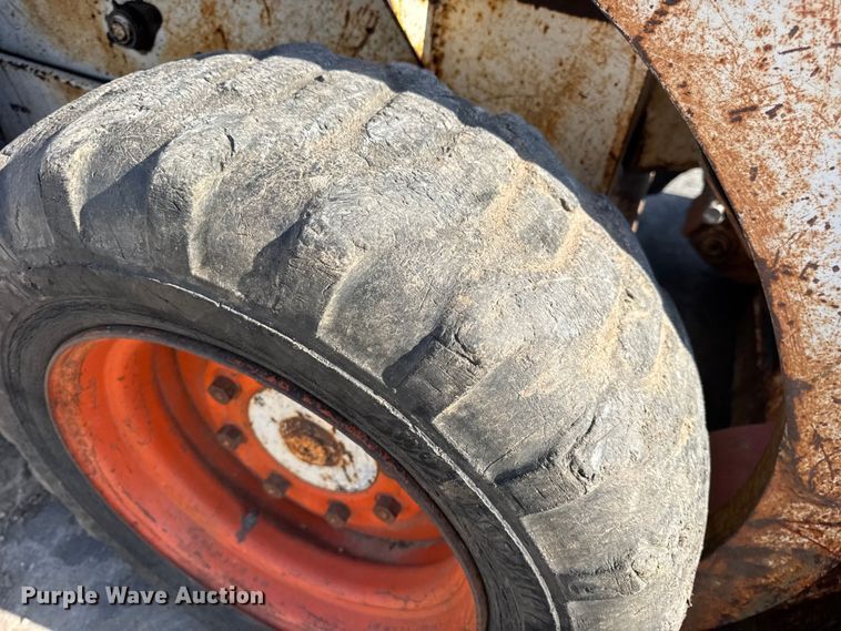 image for item EN0694 1984 Bobcat 743 skid steer loader