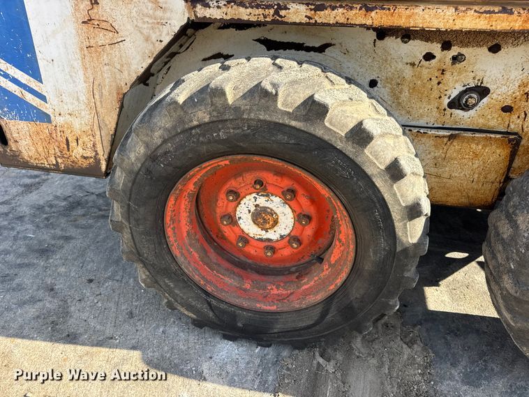 image for item EN0694 1984 Bobcat 743 skid steer loader