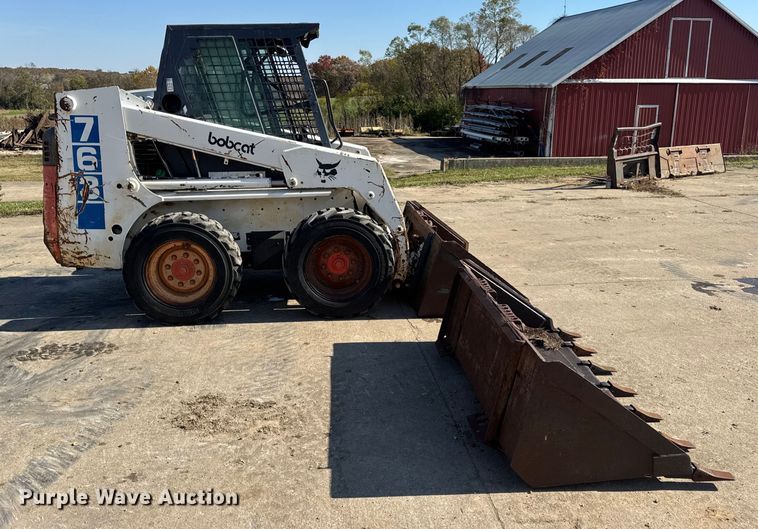 image for item EN0695 1995 Bobcat 763 skid steer loader