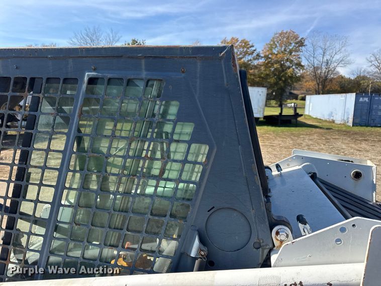 image for item EN0695 1995 Bobcat 763 skid steer loader