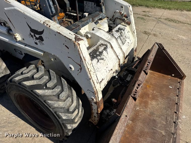image for item EN0695 1995 Bobcat 763 skid steer loader