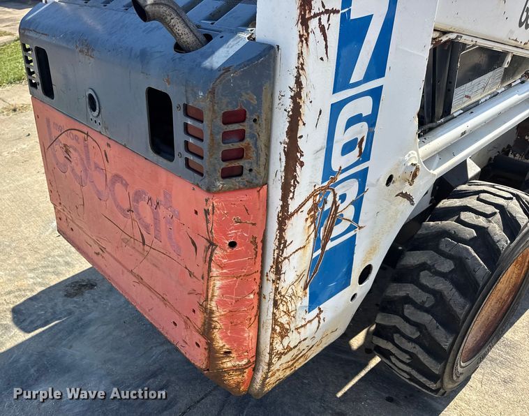 image for item EN0695 1995 Bobcat 763 skid steer loader