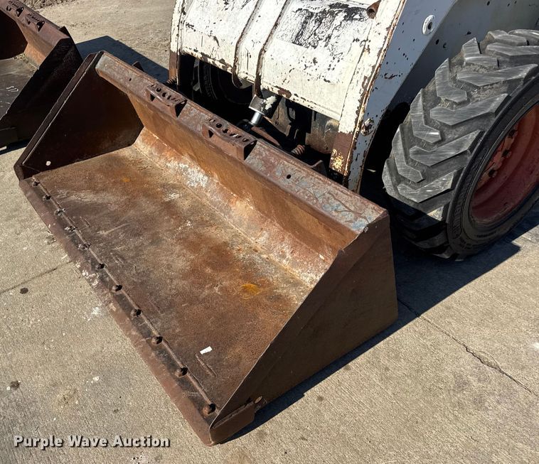 image for item EN0695 1995 Bobcat 763 skid steer loader